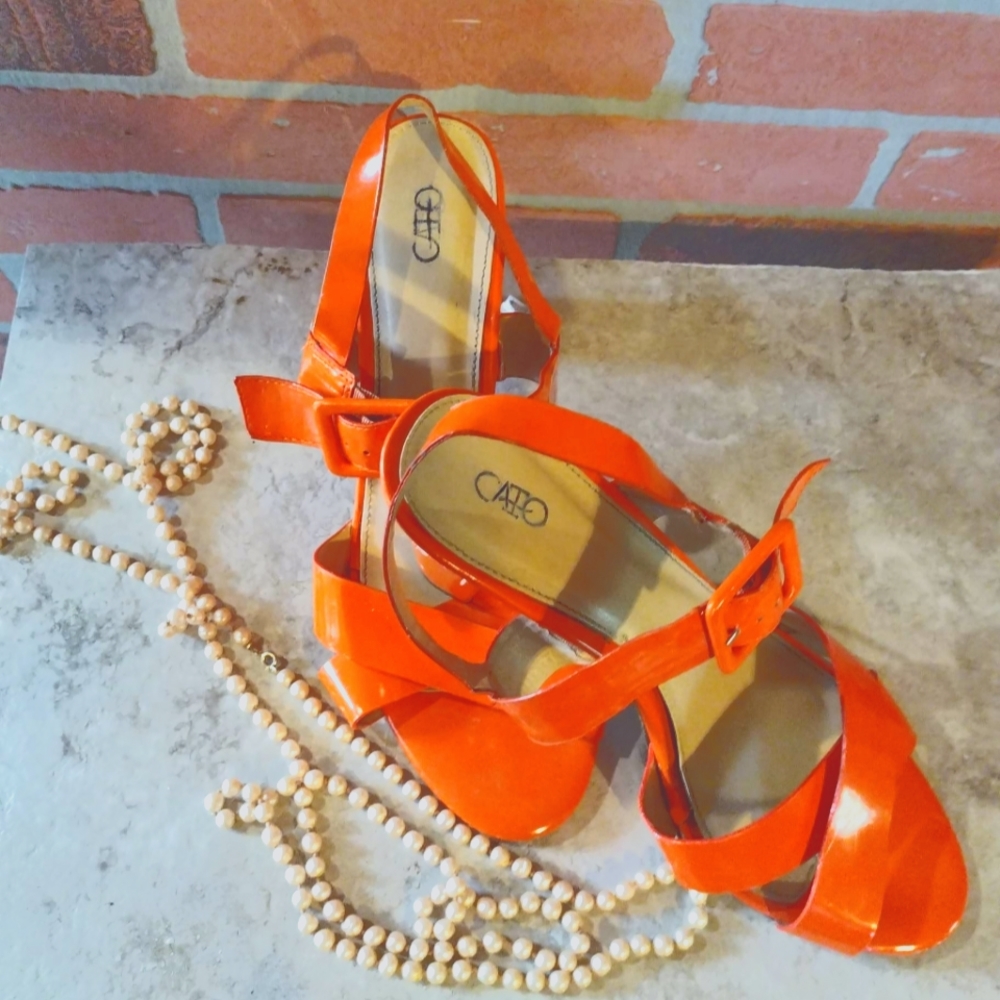 Womens size 9 Catos Heels